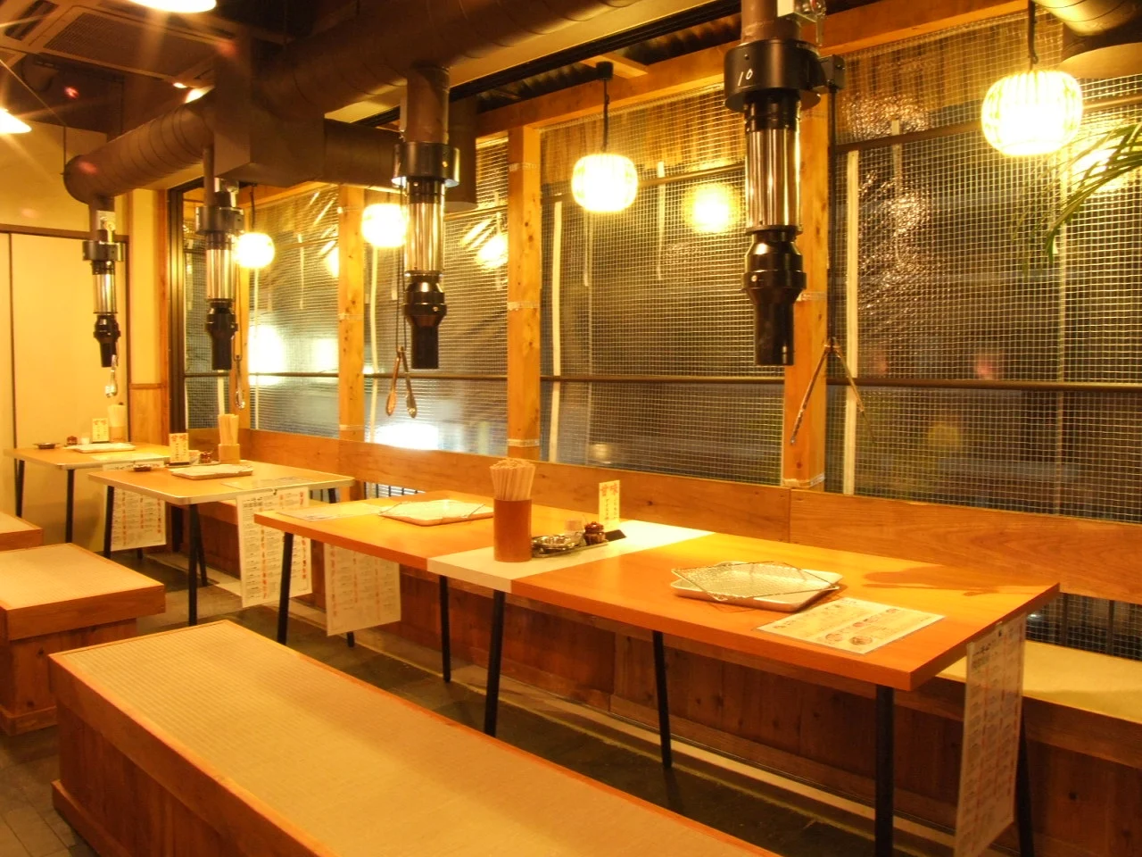 炭火焼肉ごろう 流川店_店内写真