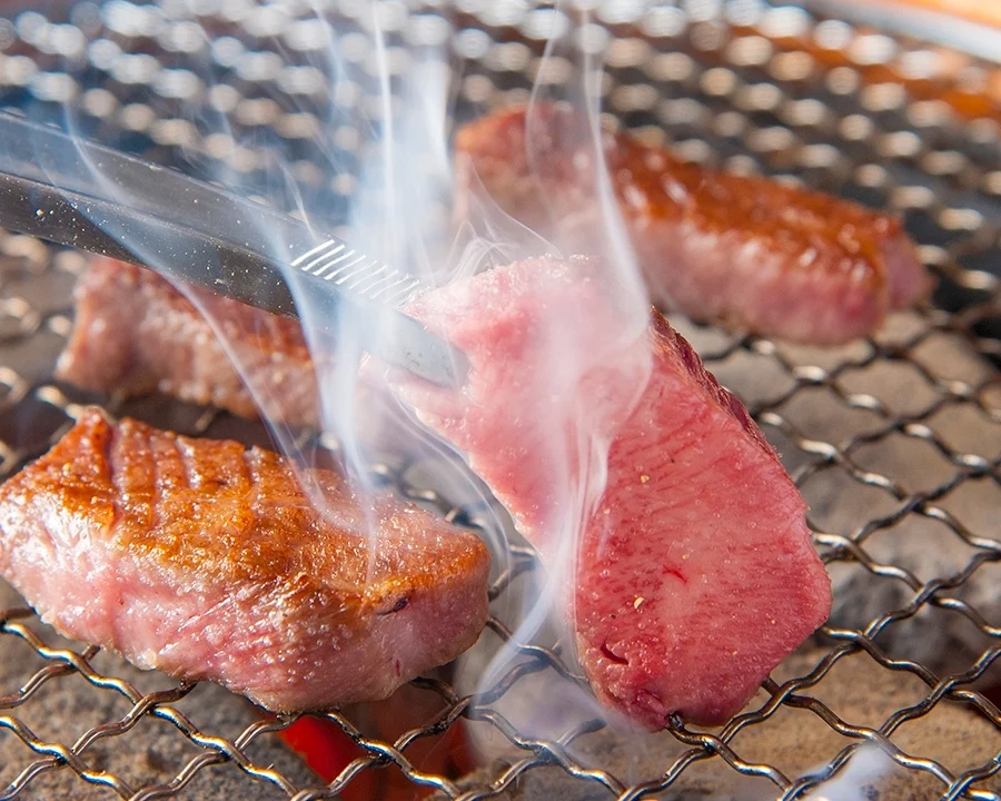 ホルモン焼肉ぶち 博多大名店_料理写真