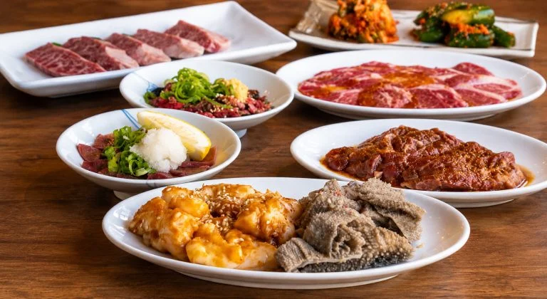 ホルモン焼肉ぶち 博多大名店_料理写真
