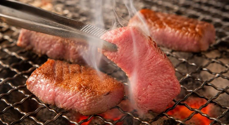 ホルモン焼肉ぶち 博多大名店_料理写真